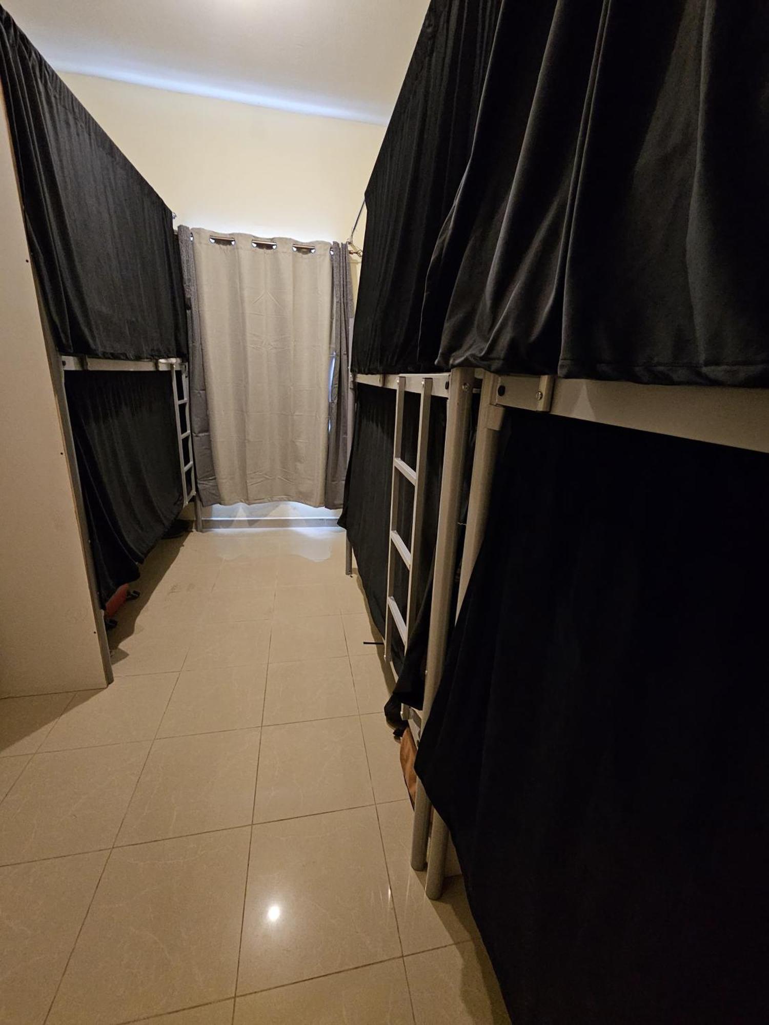 Paradiso Backpackers Nest Abu Dhabi Exterior foto