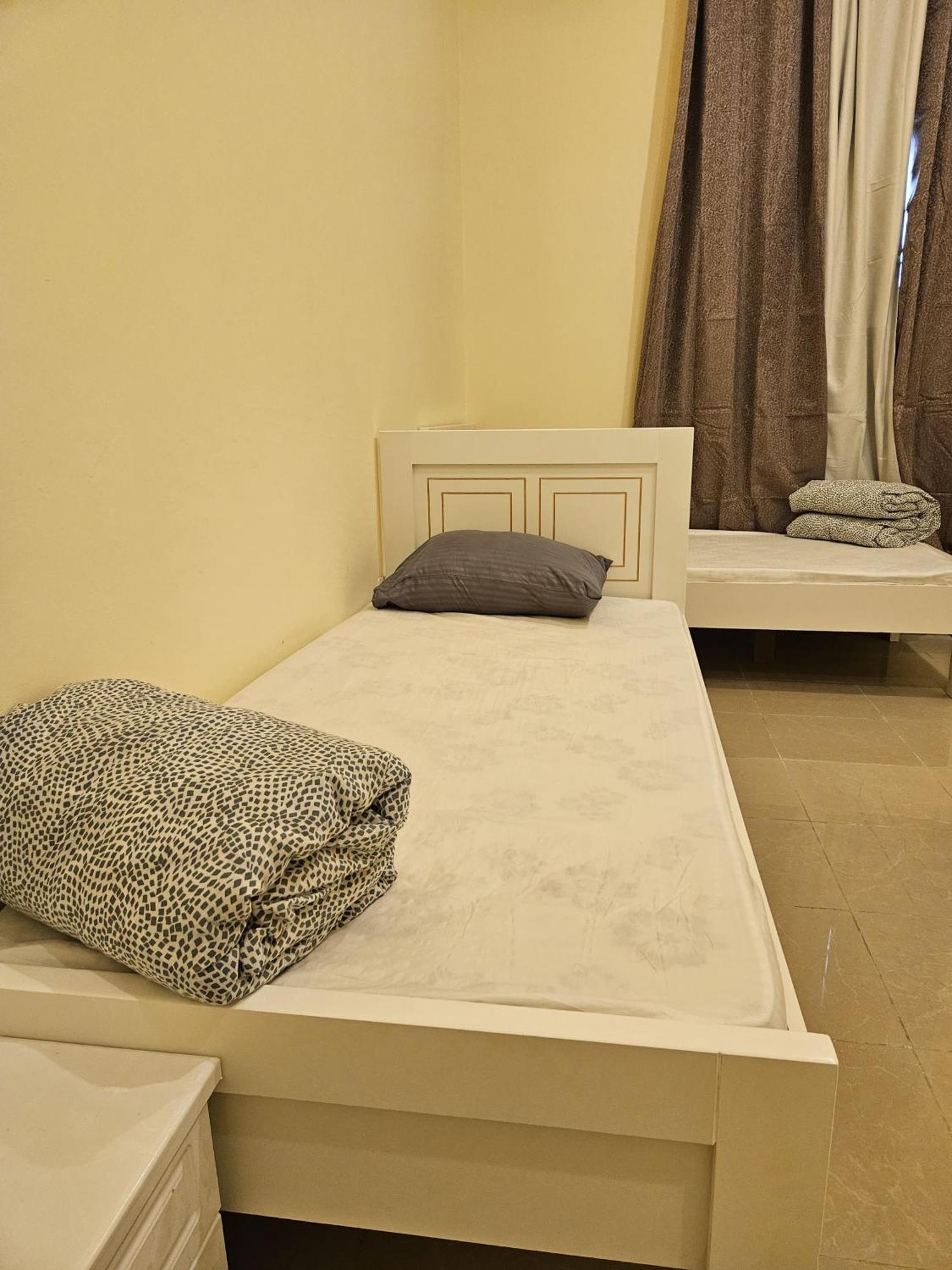 Paradiso Backpackers Nest Abu Dhabi Exterior foto